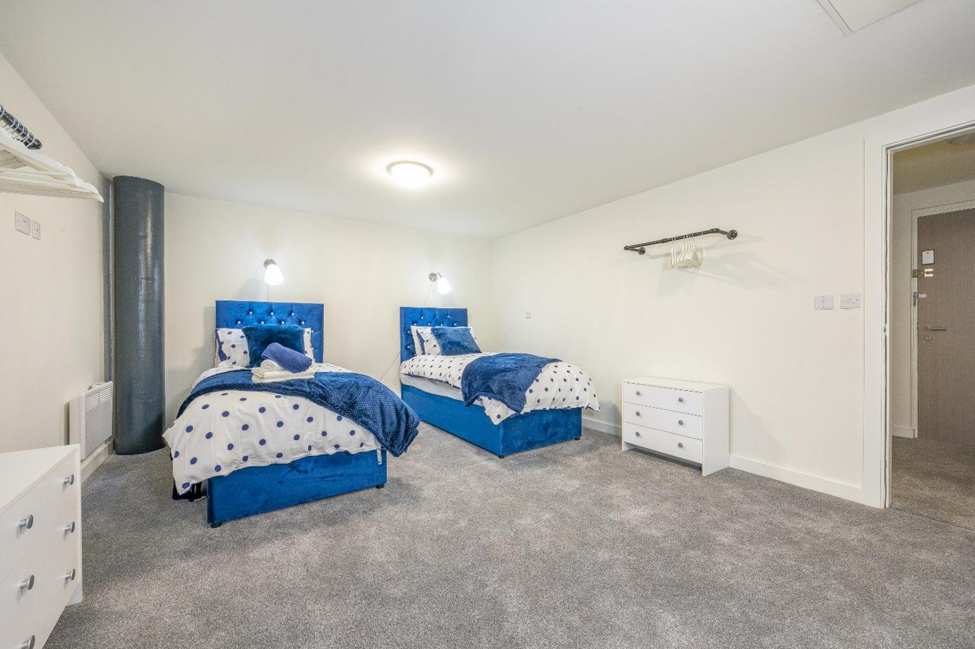 Апартаменти Basement Bliss Hideaway Бредфорд Екстер'єр фото