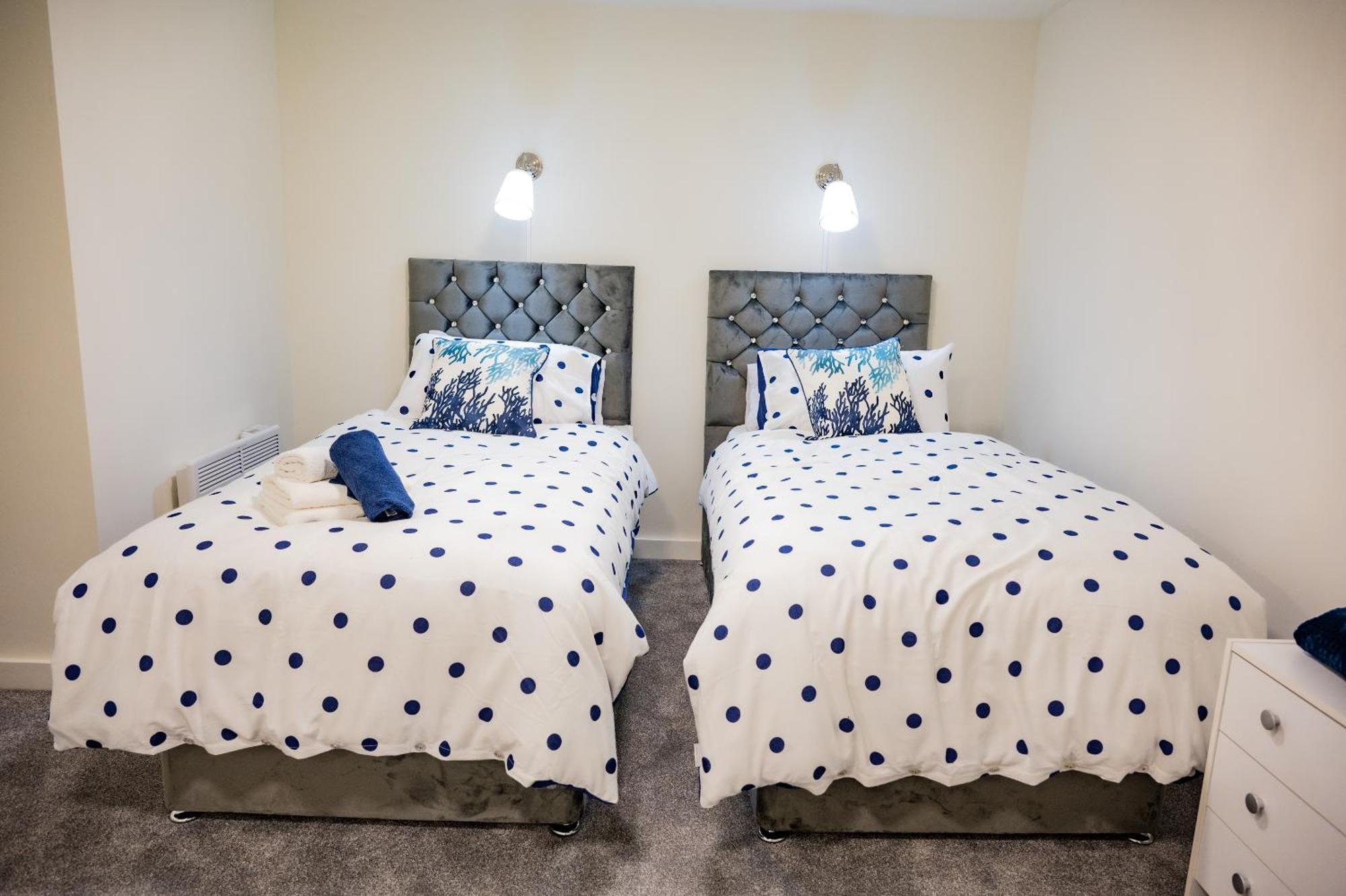 Апартаменти Basement Bliss Hideaway Бредфорд Екстер'єр фото